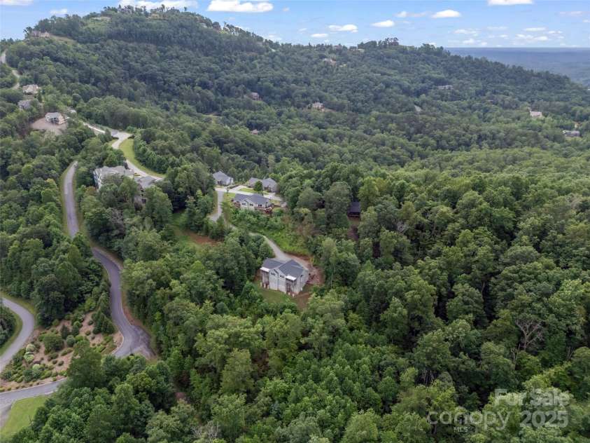 148 Red Hawk Knoll, Lake Lure, NC 28746.  MLS# CAR4291456, YatesRealty ID 19999. 
