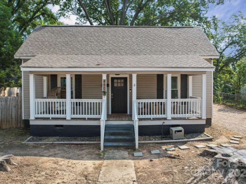 480 Harris Street, Concord, NC 28025.  MLS# CAR4300234, YatesRealty ID 20. 
