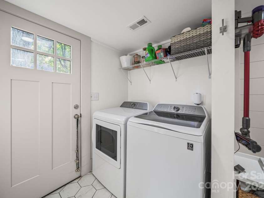 480 Harris Street, Concord, NC 28025.  MLS# CAR4300234, YatesRealty ID 20. 