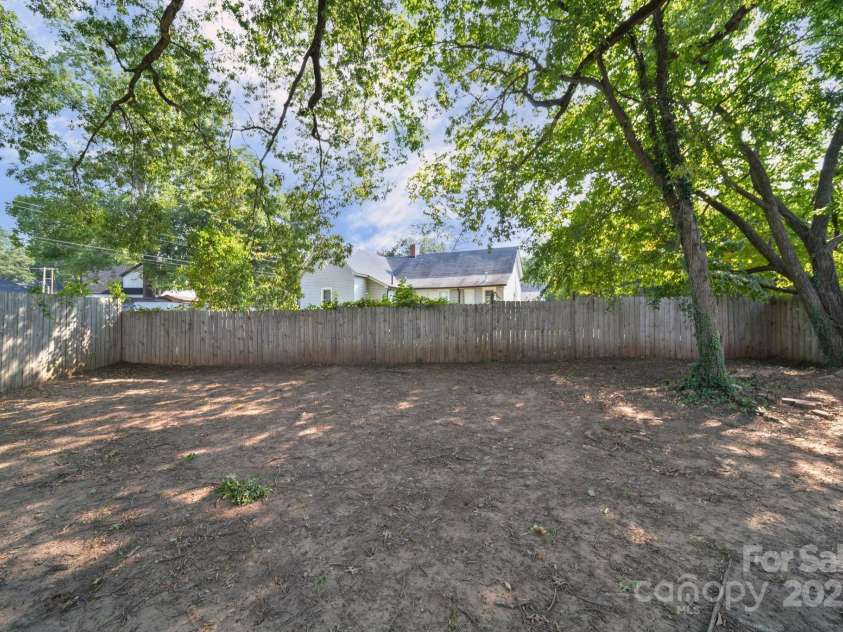 480 Harris Street, Concord, NC 28025.  MLS# CAR4300234, YatesRealty ID 20. 