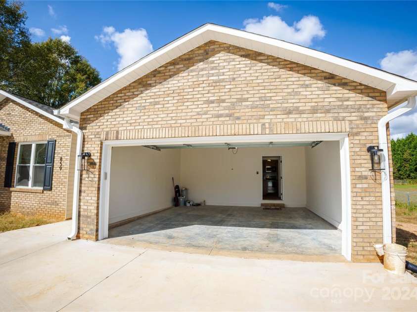 859 Zion Church Road, Shelby, NC 28150.  MLS# CAR4196361, YatesRealty ID 20. 