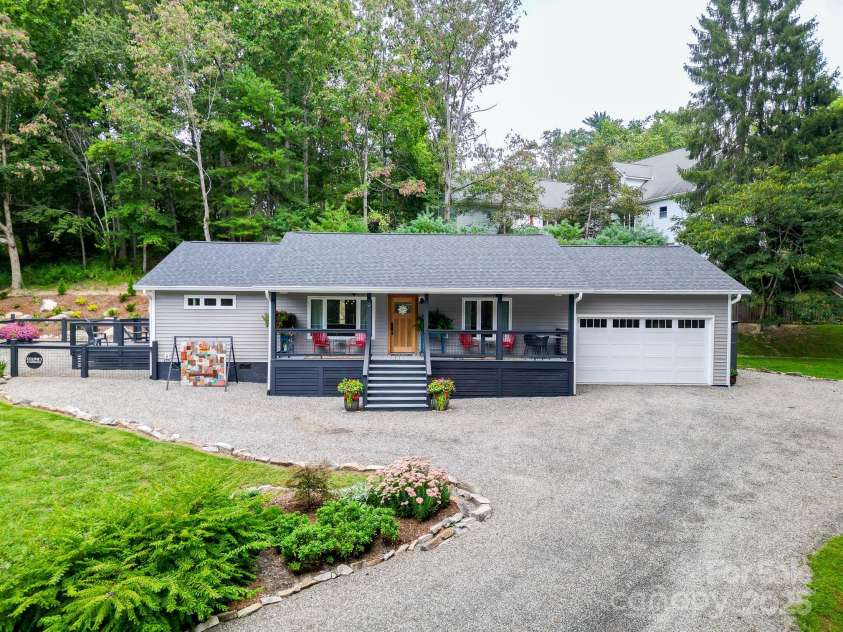 9 Oakwood Drive, Weaverville, NC 28787.  MLS# CAR4299049, YatesRealty ID 20. 