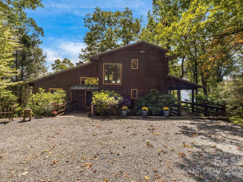 765/764 Osborne Knob Road, Little Switzerland, NC 28752.  MLS# CAR4303194, YatesRealty ID 200. 