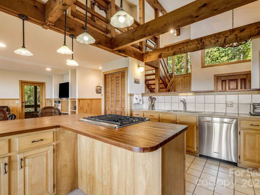 765/764 Osborne Knob Road, Little Switzerland, NC 28752.  MLS# CAR4303194, YatesRealty ID 200. 