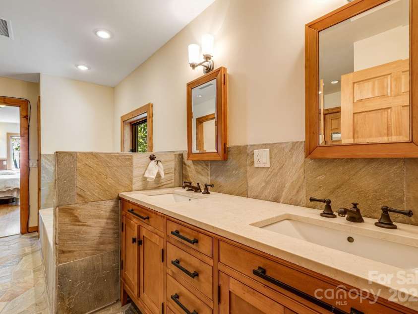 765/764 Osborne Knob Road, Little Switzerland, NC 28752.  MLS# CAR4303194, YatesRealty ID 200. 