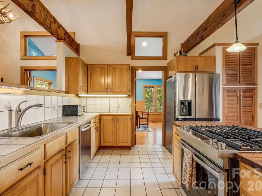 765/764 Osborne Knob Road, Little Switzerland, NC 28752.  MLS# CAR4303194, YatesRealty ID 200. 