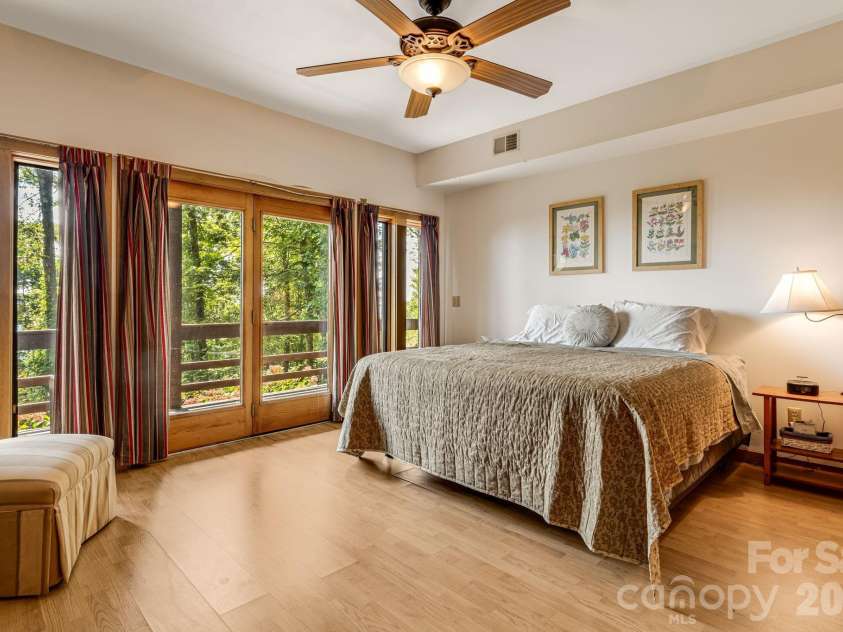 765/764 Osborne Knob Road, Little Switzerland, NC 28752.  MLS# CAR4303194, YatesRealty ID 200. Basement bedroom 1