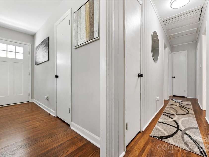 1122 Penrose Lane, Charlotte, NC 28217.  MLS# CAR4212535, YatesRealty ID 2000. Foyer with storage