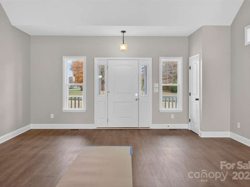 7195 Mooresville Road, Salisbury, NC 28147.  MLS# CAR4320534, YatesRealty ID 2000. 