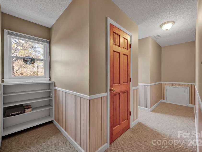 161 Picwyck Drive, Mooresville, NC 28115.  MLS# CAR4211316, YatesRealty ID 20000. 2nd Primary Bedroom (upper level)