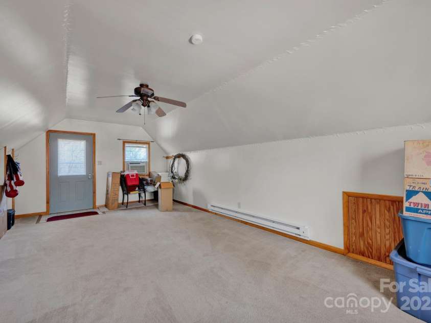 161 Picwyck Drive, Mooresville, NC 28115.  MLS# CAR4211316, YatesRealty ID 20000. Heated/Cooled Bonus Room above Garage