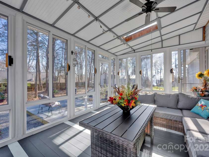 161 Picwyck Drive, Mooresville, NC 28115.  MLS# CAR4211316, YatesRealty ID 20000. Sunroom
