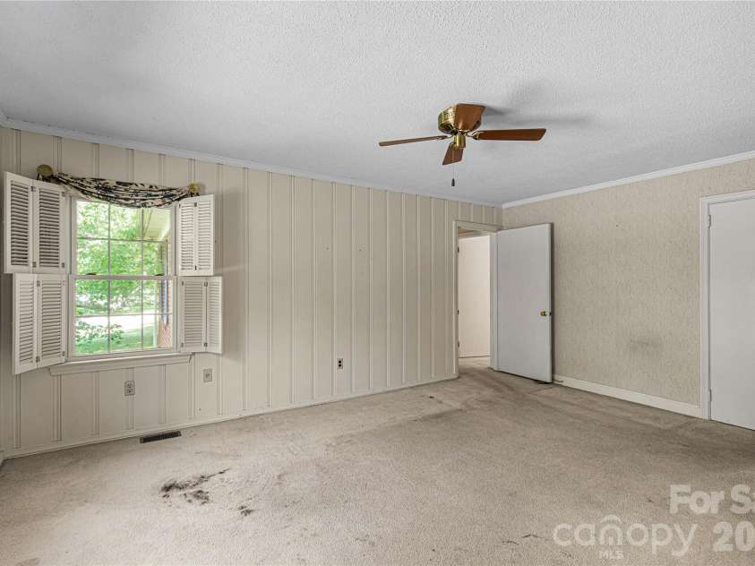 503 Jackson Road, Lancaster, SC 29720.  MLS# CAR4379340, YatesRealty ID 20000. 