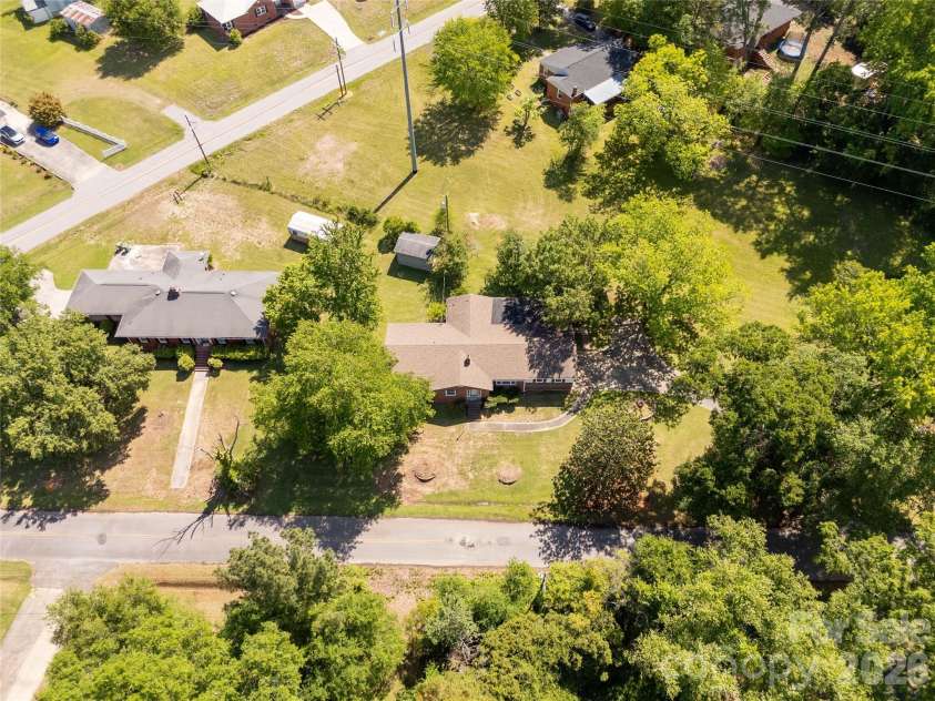 503 Jackson Road, Lancaster, SC 29720.  MLS# CAR4379340, YatesRealty ID 20000. 