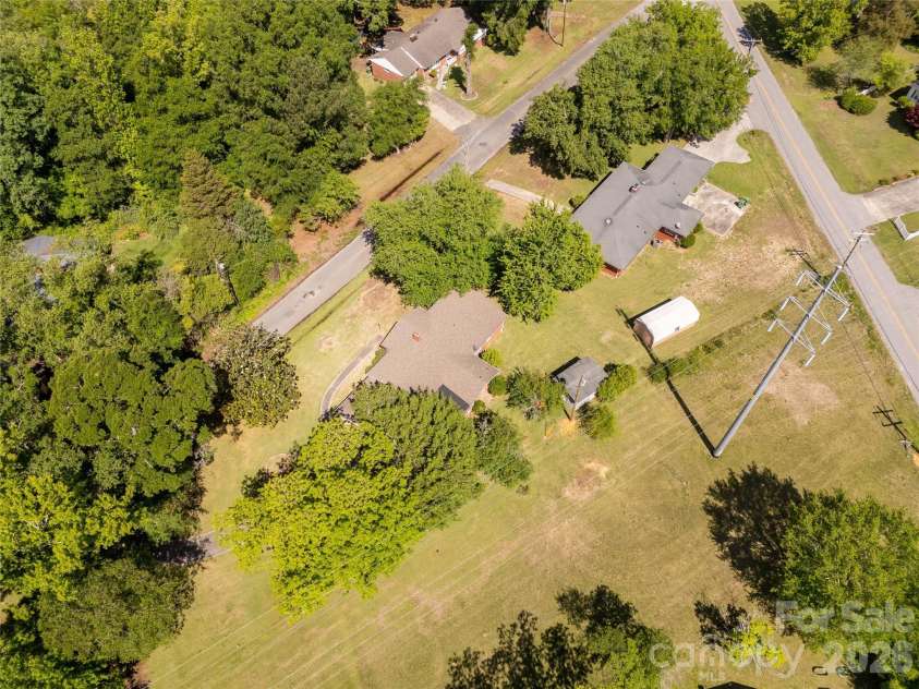 503 Jackson Road, Lancaster, SC 29720.  MLS# CAR4379340, YatesRealty ID 20000. 