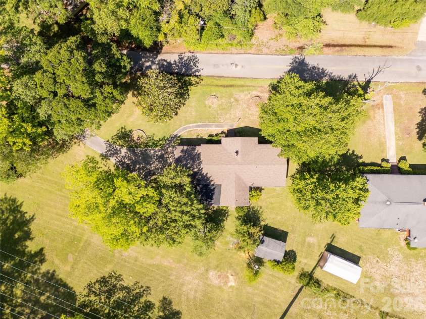 503 Jackson Road, Lancaster, SC 29720.  MLS# CAR4379340, YatesRealty ID 20000. 
