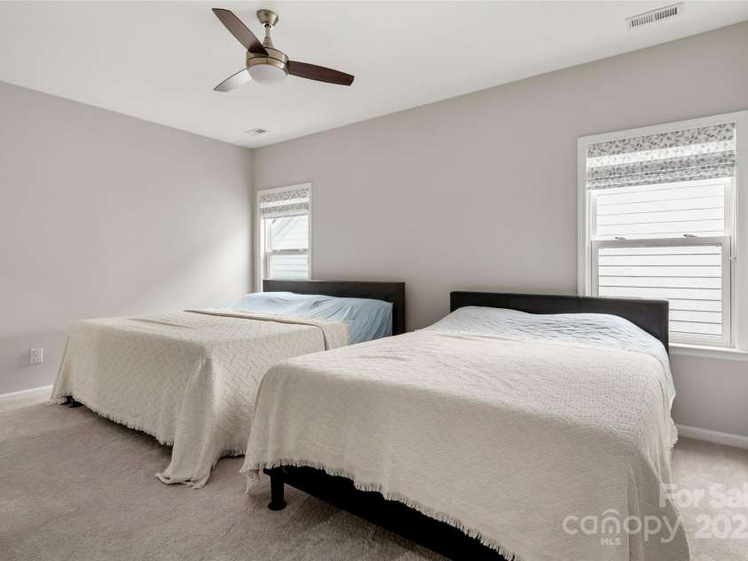 7900 Creek Park Drive, Denver, NC 28037.  MLS# CAR4235947, YatesRealty ID 20001. Bed Room