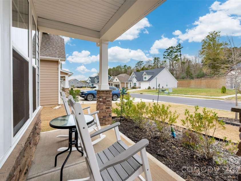 7900 Creek Park Drive, Denver, NC 28037.  MLS# CAR4235947, YatesRealty ID 20001. Front Porch
