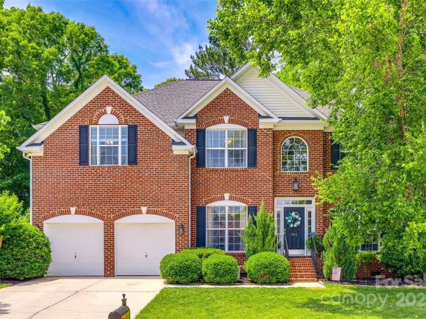 701 Larkridge Court, Rock Hill, SC 29730.  MLS# CAR4261291, YatesRealty ID 20005. 
