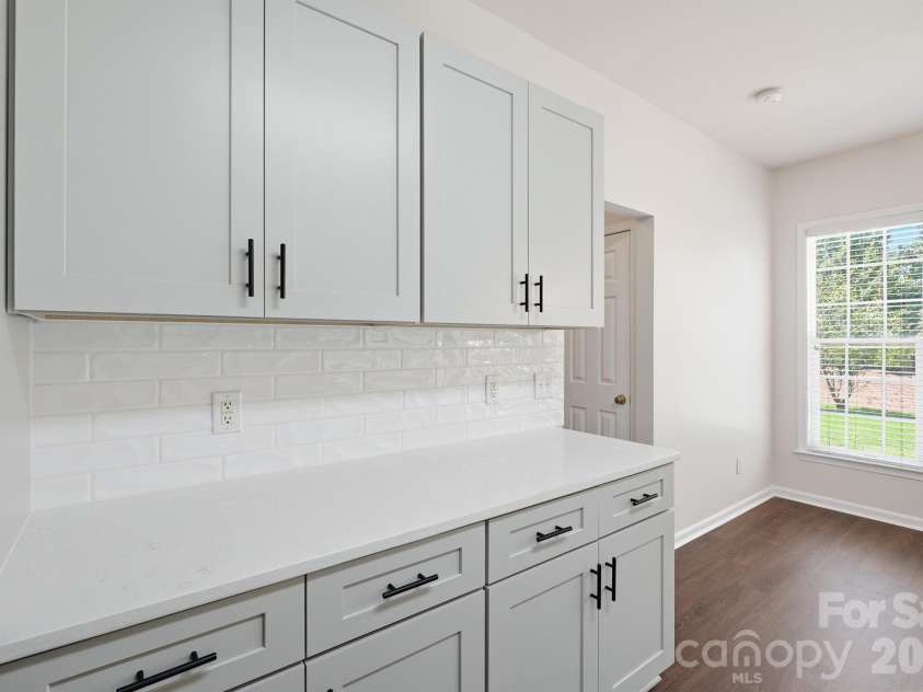 7633 Rathburn Lane, Charlotte, NC 28277.  MLS# CAR4390138, YatesRealty ID 20005. 