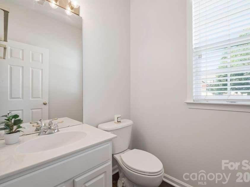 7633 Rathburn Lane, Charlotte, NC 28277.  MLS# CAR4390138, YatesRealty ID 20005. 
