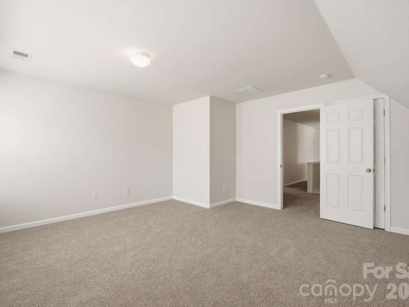 7633 Rathburn Lane, Charlotte, NC 28277.  MLS# CAR4390138, YatesRealty ID 20005. 