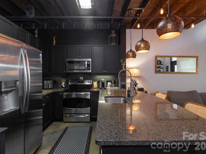 840 Academy Street, Charlotte, NC 28205.  MLS# CAR4300068, YatesRealty ID 20006. 