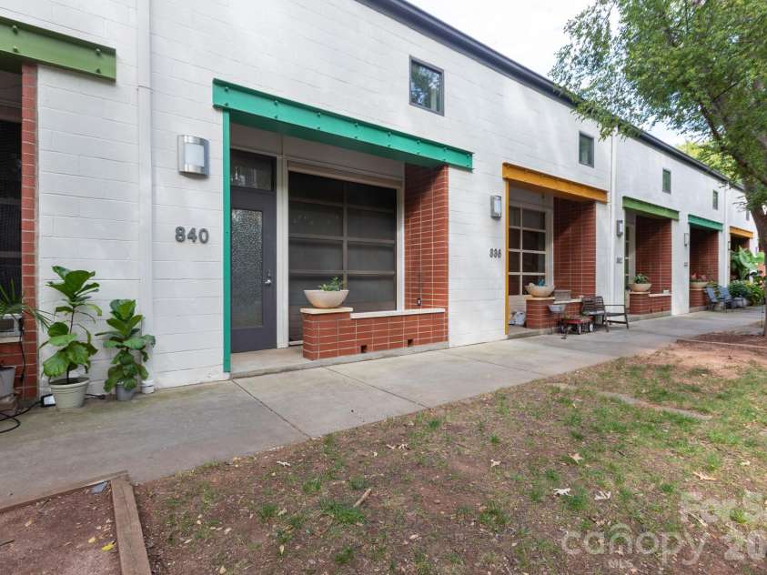840 Academy Street, Charlotte, NC 28205.  MLS# CAR4300068, YatesRealty ID 20006. 