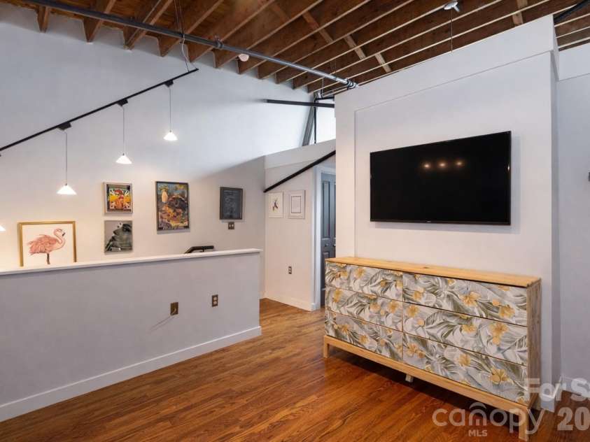 840 Academy Street, Charlotte, NC 28205.  MLS# CAR4300068, YatesRealty ID 20006. 