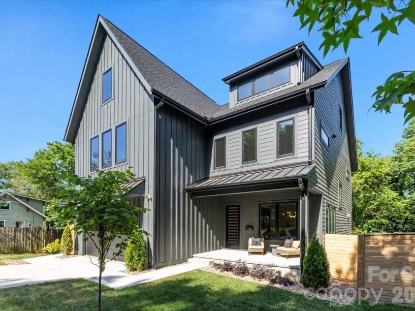 1613 Umstead Street, Charlotte, NC 28205.  MLS# CAR4305021, YatesRealty ID 20007. 