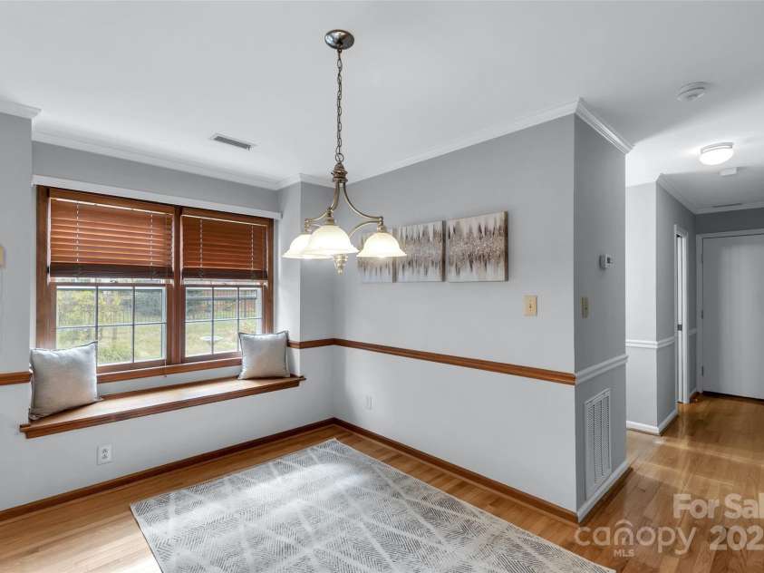 1401 Matthews Plantation Drive, Matthews, NC 28105.  MLS# CAR4306886, YatesRealty ID 20008. 
