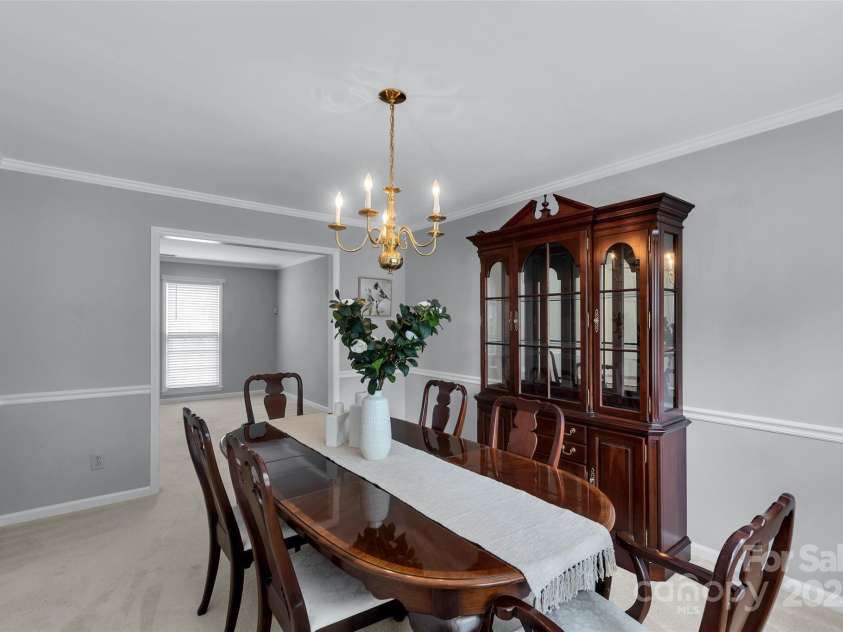 1401 Matthews Plantation Drive, Matthews, NC 28105.  MLS# CAR4306886, YatesRealty ID 20008. 