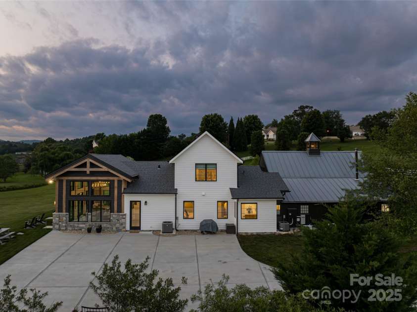 30 Greene Lane, Fletcher, NC 28732.  MLS# CAR4263828, YatesRealty ID 20008. 