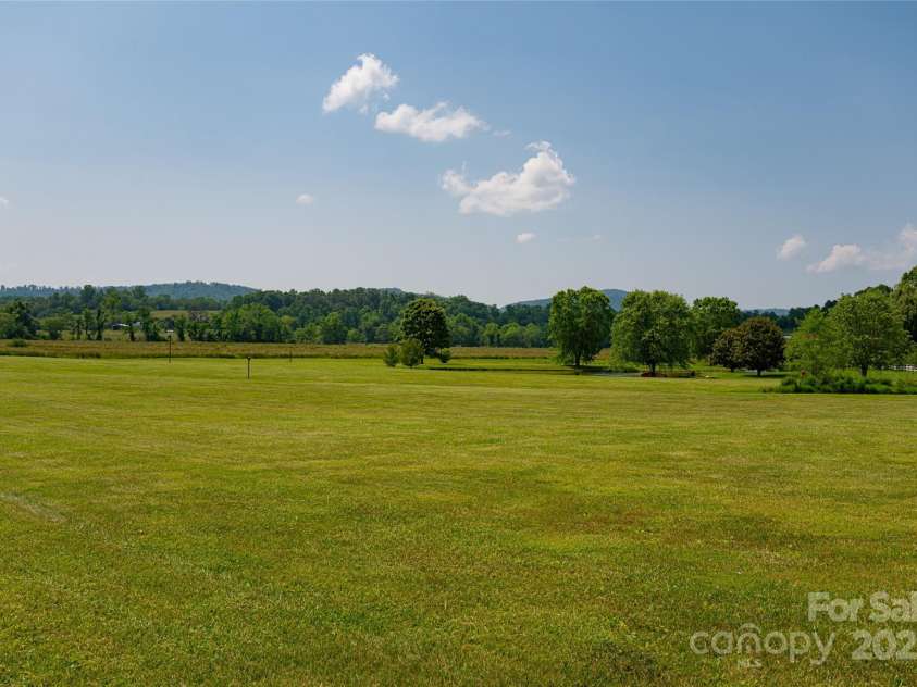 30 Greene Lane, Fletcher, NC 28732.  MLS# CAR4263828, YatesRealty ID 20008. 