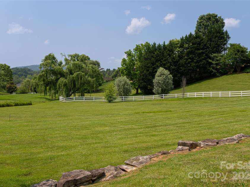 30 Greene Lane, Fletcher, NC 28732.  MLS# CAR4263828, YatesRealty ID 20008. 