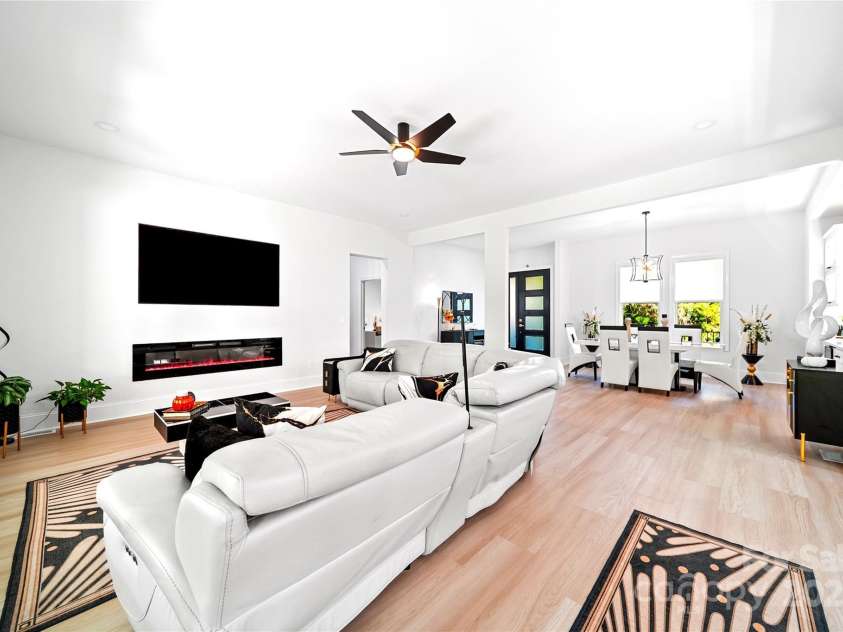 1045 Churchfield Lane, Rockwell, NC 28138.  MLS# CAR4310058, YatesRealty ID 2001. Great space for intertaiment