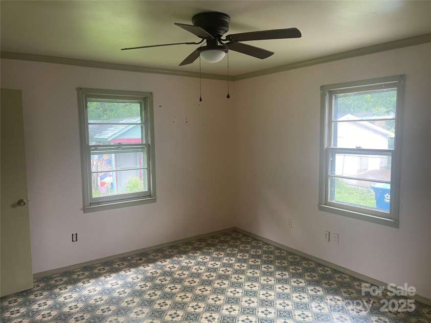 1418 Old Wilkesboro Road, Salisbury, NC 28144.  MLS# CAR4259154, YatesRealty ID 20010. 