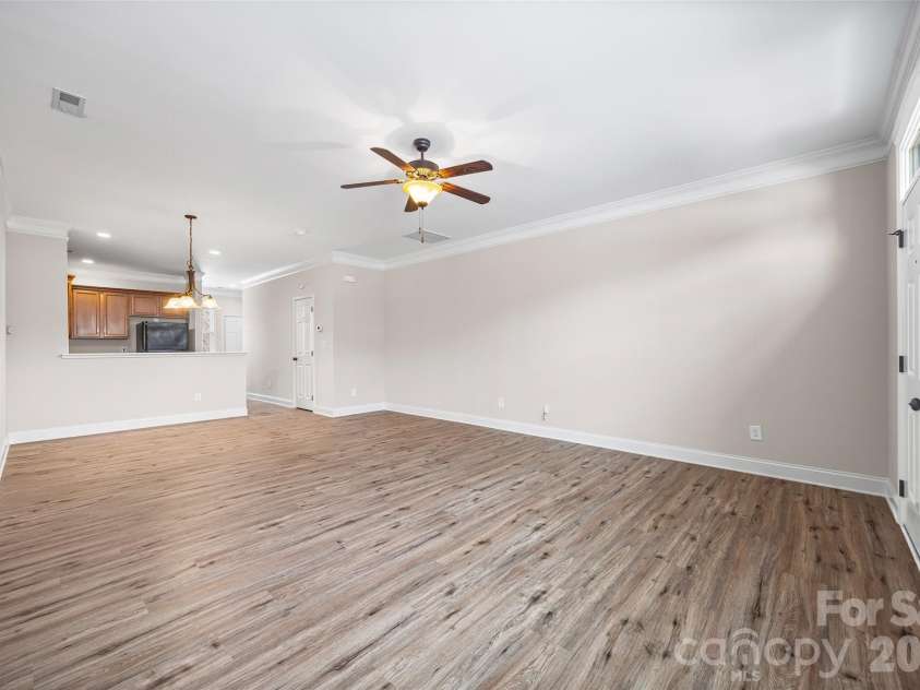 371 Beacon Street, Concord, NC 28027.  MLS# CAR4353250, YatesRealty ID 20014. 
