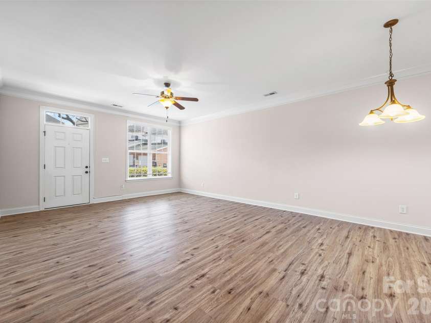 371 Beacon Street, Concord, NC 28027.  MLS# CAR4353250, YatesRealty ID 20014. 