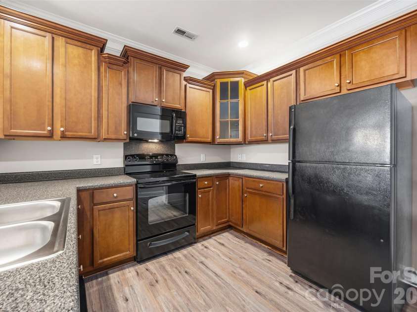371 Beacon Street, Concord, NC 28027.  MLS# CAR4353250, YatesRealty ID 20014. 