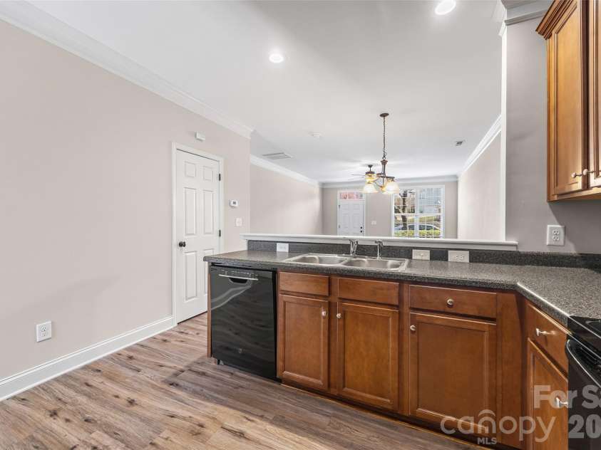 371 Beacon Street, Concord, NC 28027.  MLS# CAR4353250, YatesRealty ID 20014. 