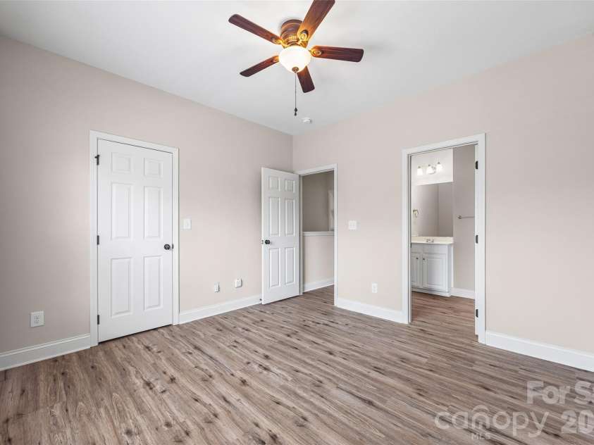 371 Beacon Street, Concord, NC 28027.  MLS# CAR4353250, YatesRealty ID 20014. 
