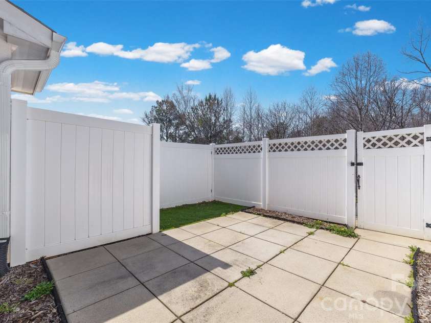 371 Beacon Street, Concord, NC 28027.  MLS# CAR4353250, YatesRealty ID 20014. 