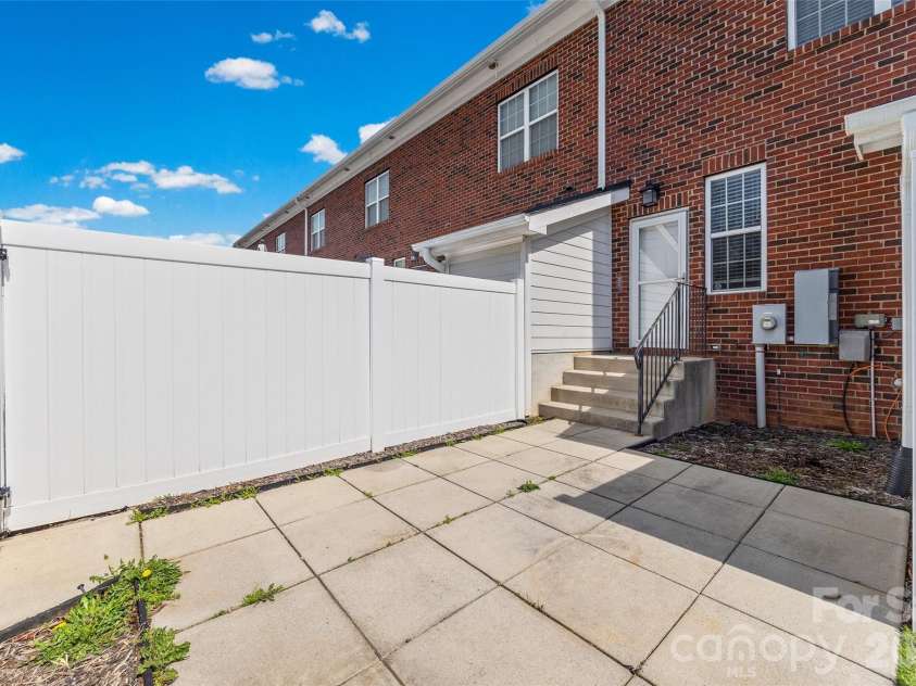 371 Beacon Street, Concord, NC 28027.  MLS# CAR4353250, YatesRealty ID 20014. 