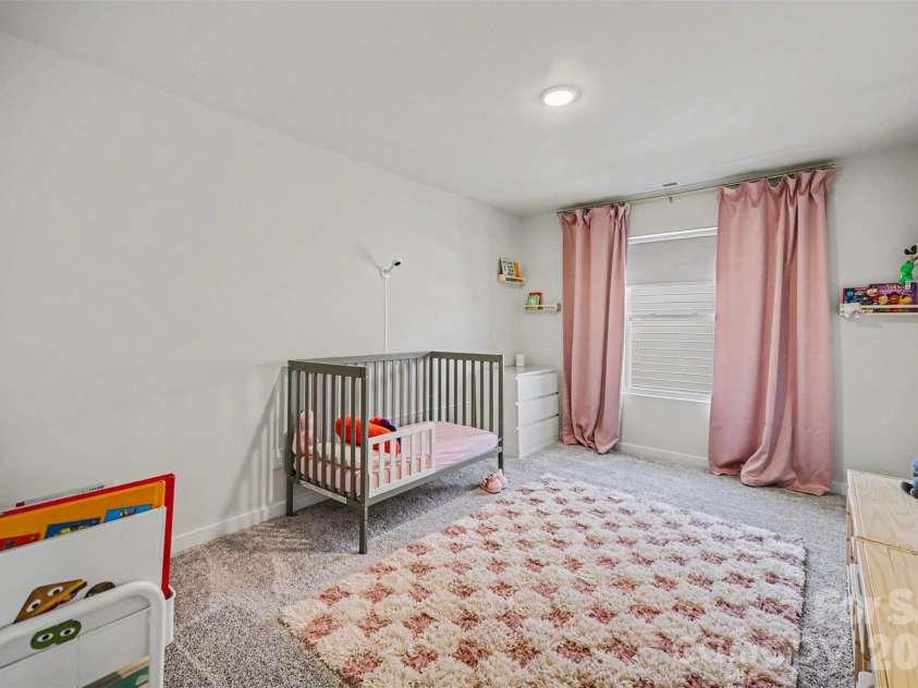 14107 Belmont Greene Drive, Charlotte, NC 28213.  MLS# CAR4358331, YatesRealty ID 20015. 