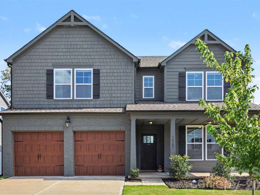 14107 Belmont Greene Drive, Charlotte, NC 28213.  MLS# CAR4430411, YatesRealty ID 20015. 