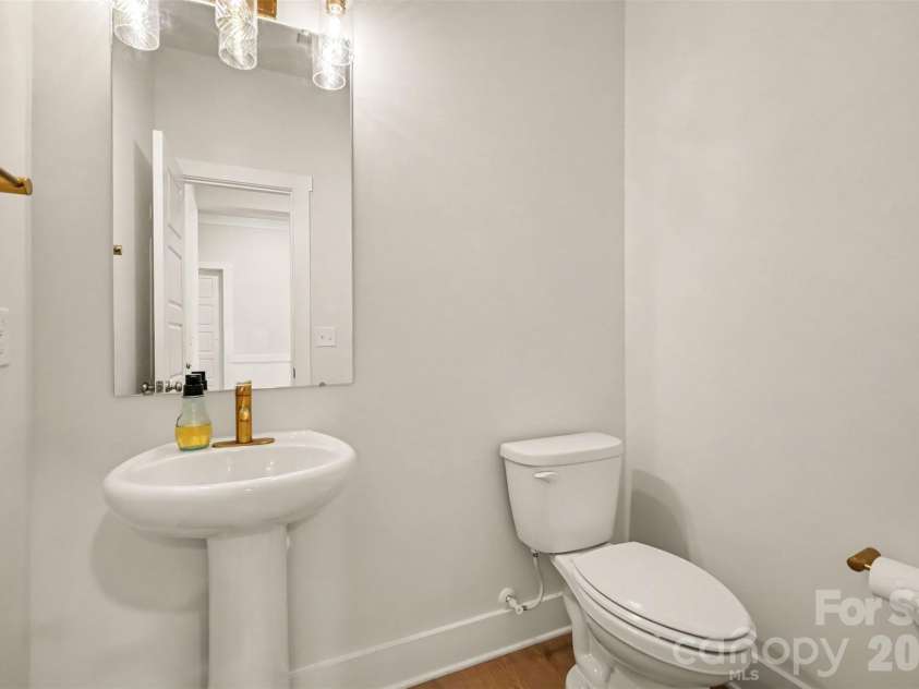 14107 Belmont Greene Drive, Charlotte, NC 28213.  MLS# CAR4430411, YatesRealty ID 20015. 