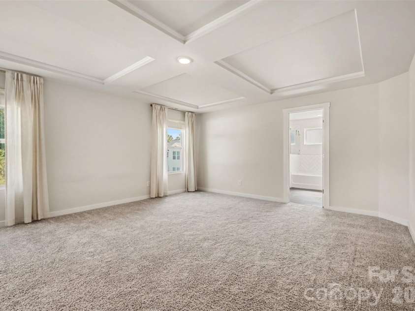 14107 Belmont Greene Drive, Charlotte, NC 28213.  MLS# CAR4430411, YatesRealty ID 20015. 