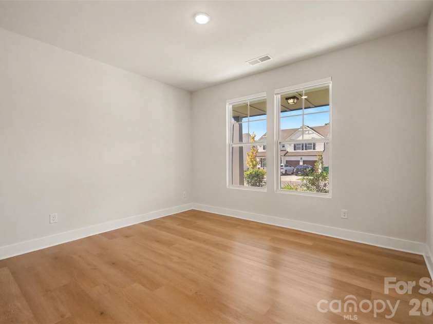 14107 Belmont Greene Drive, Charlotte, NC 28213.  MLS# CAR4430411, YatesRealty ID 20015. 