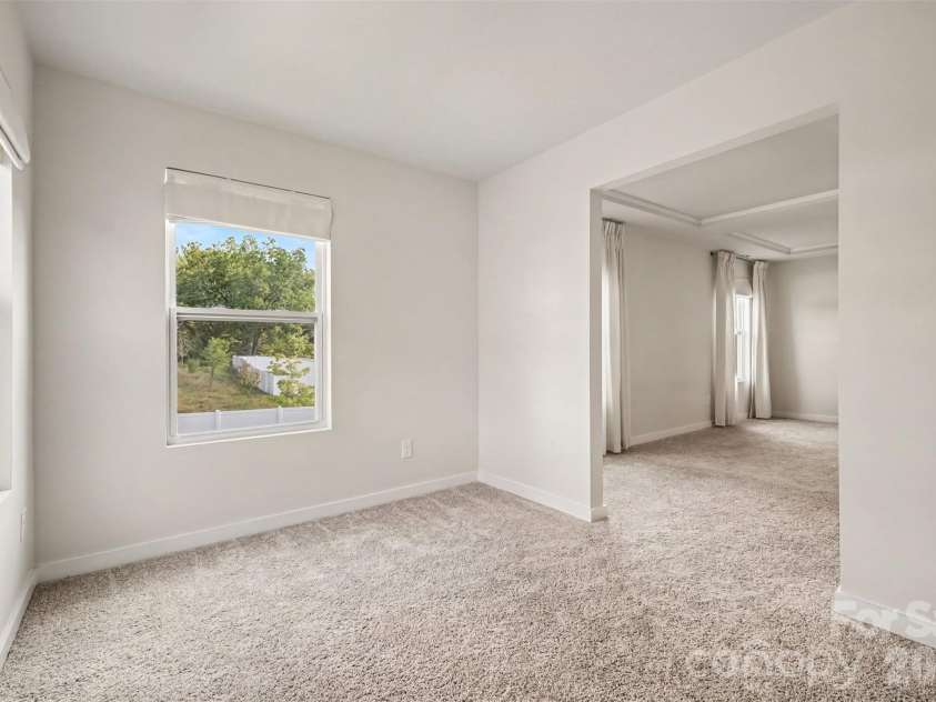 14107 Belmont Greene Drive, Charlotte, NC 28213.  MLS# CAR4430411, YatesRealty ID 20015. 